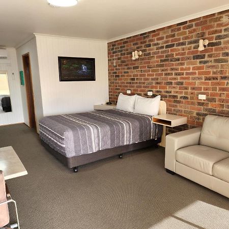 Country Roads Motor Inn Naracoorte Kültér fotó