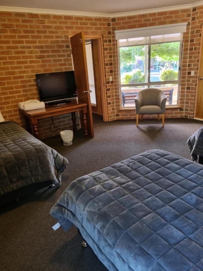 Country Roads Motor Inn Naracoorte Kültér fotó