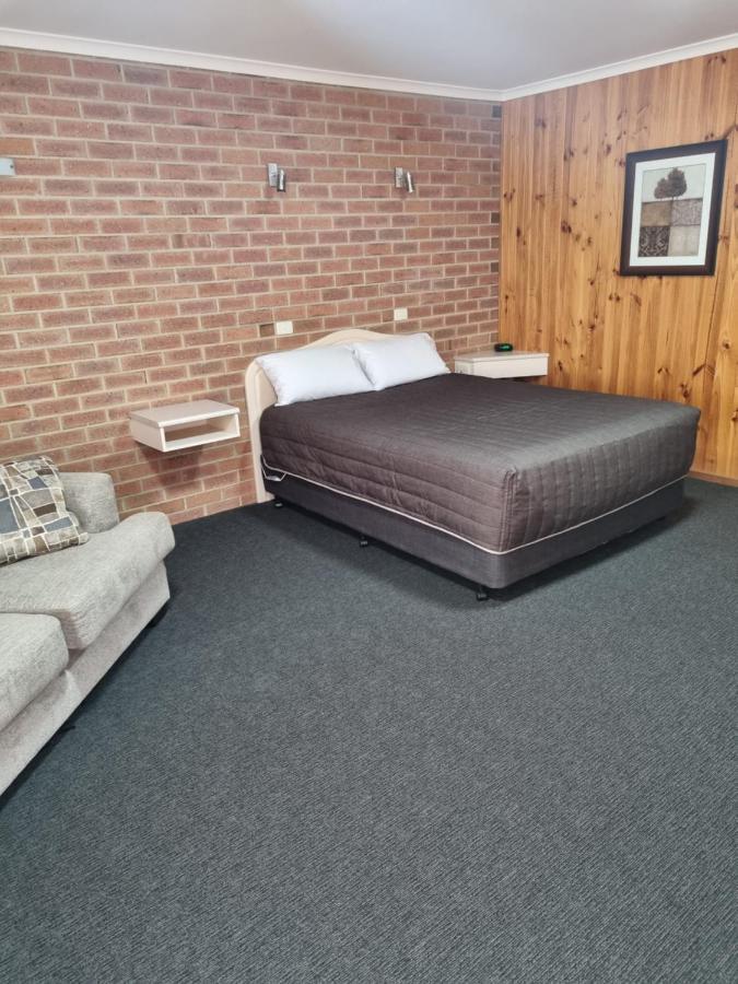 Country Roads Motor Inn Naracoorte Kültér fotó