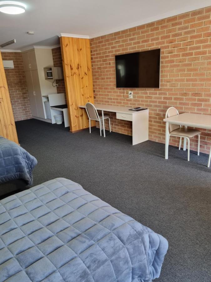 Country Roads Motor Inn Naracoorte Kültér fotó