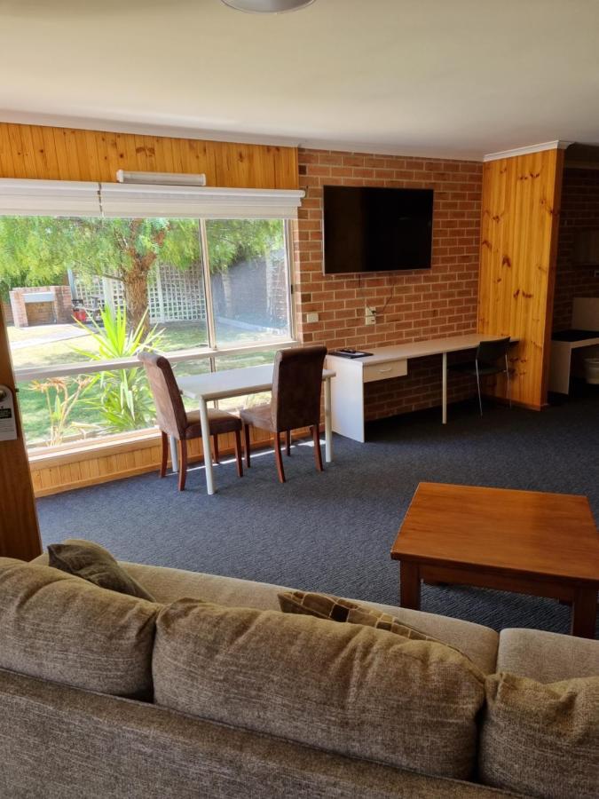 Country Roads Motor Inn Naracoorte Kültér fotó