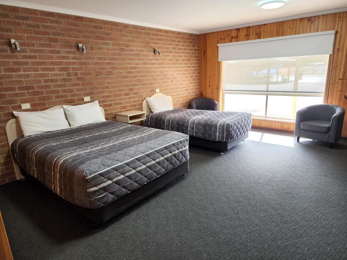 Country Roads Motor Inn Naracoorte Kültér fotó