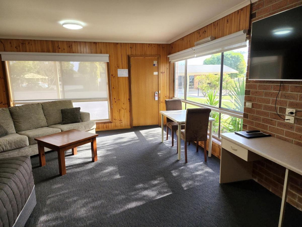 Country Roads Motor Inn Naracoorte Kültér fotó