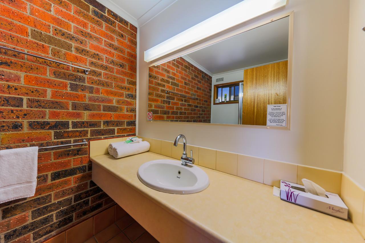 Country Roads Motor Inn Naracoorte Kültér fotó