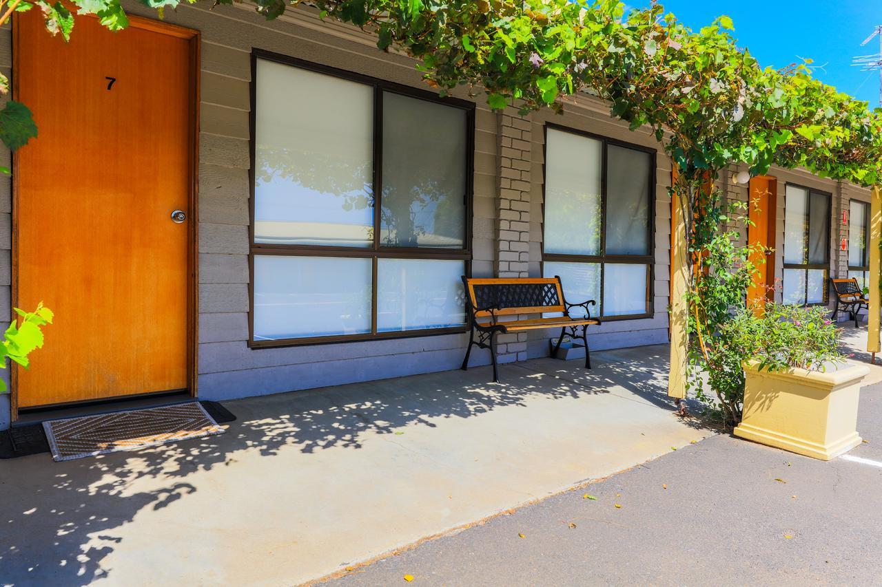 Country Roads Motor Inn Naracoorte Kültér fotó